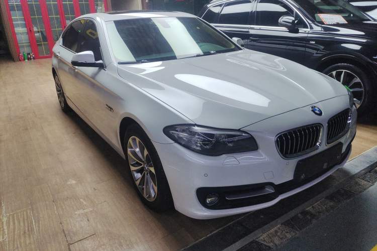 Used BMW 5 Series 2017 528Li xDrive Leading Model