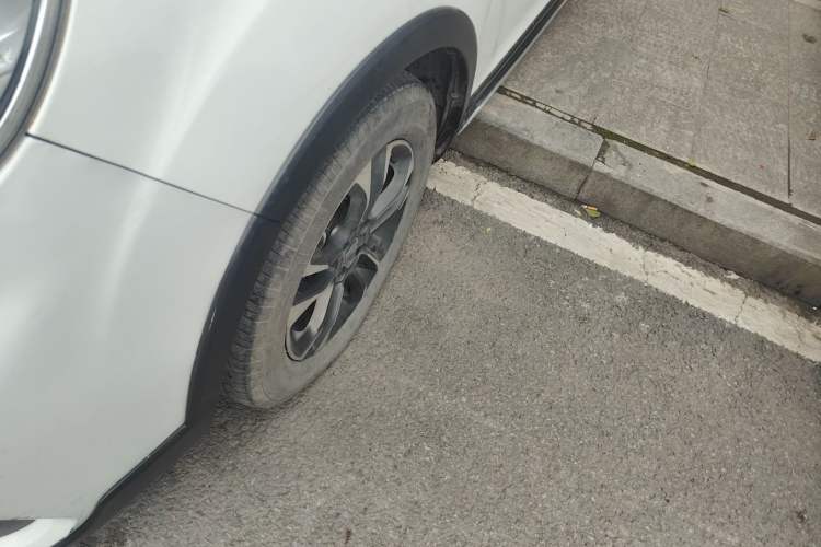 Used Geely Auto Vision X3 2019 Upgraded Model 1.5L Manual Elite Version