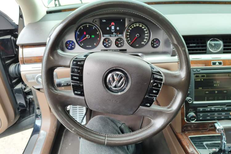 Used Volkswagen Phaeton 2015 3.0L Smart Edition