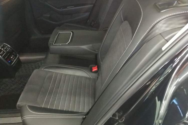 Used Volkswagen Magotan 2020 330TSI DSG Luxury Edition
