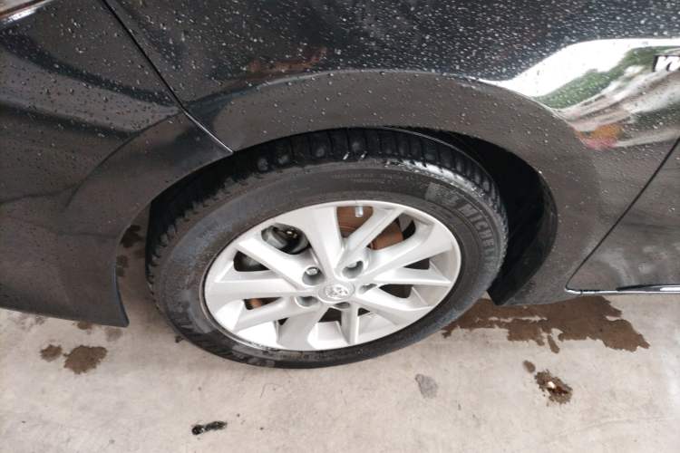 Used Toyota Corolla 2014 1.8L CVT GLX-i