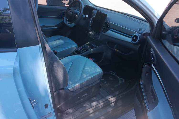 Used Chery Little Ant 2022 300 000 Yuan "Ant Fan" Edition "Extra Sweet" Version Lithium Iron Phosphate 29.2 kWh 30 kW 301 km
