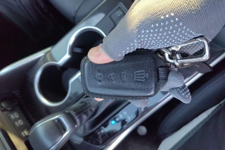 Used Toyota Crown Kluger 2022 2.0T Four-Wheel Drive Prestige Edition
