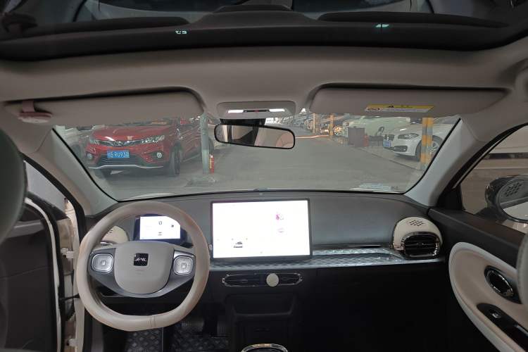 Used  3 2023 505km Pro
