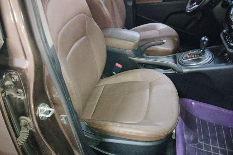 Used Kia Sportage R 2014 2.0L Automatic Two-Wheel Drive GLS Trim
