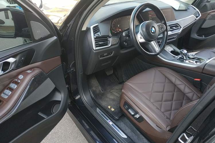 Used BMW X5 2022 Restyled xDrive 30Li M Sport Package