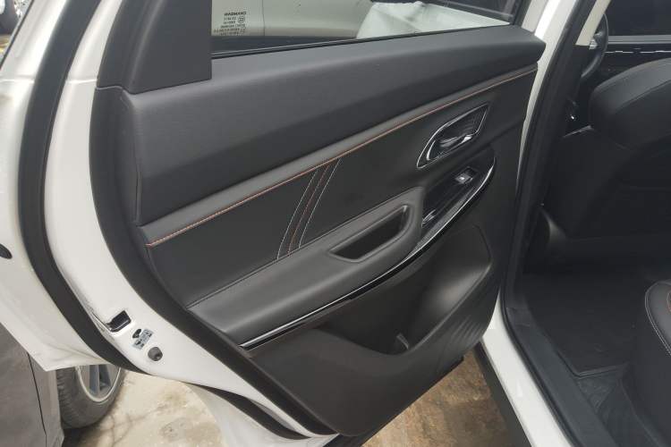 Used Oshan X7 PLUS 2022 1.5T Blue Whale Edition Automatic Prestige Version
