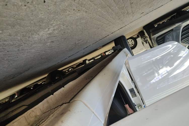 Used Hyundai Celesta 2018 1.6L Automatic GL Enjoyment Edition China VI compliant
