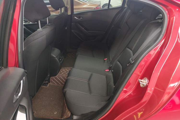 Used Mazda Mazda 3 Axela 2017 Sedan 1.5L Automatic Luxury Model Emission Standard China V
