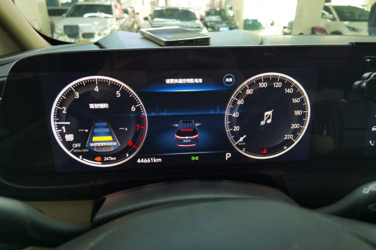 Used Buick GL8 2023 ES Lu Zun Deluxe Model
