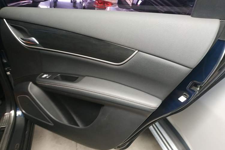 Used BYD Song MAX 2019 1.5T Automatic Smart Connect Prestige 7-Seater China VI Standard
