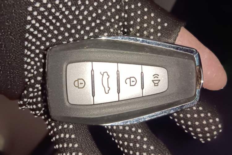 Used Geely Auto Vision X6 2020 1.4T CVT Luxury Edition
