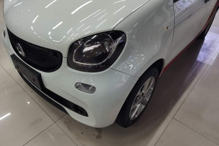Used  forfour 2016 1.0L 52 kW Dynamic Edition
