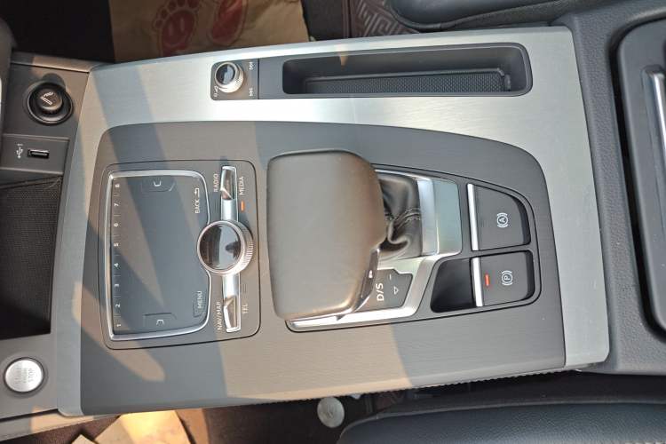 Used Audi Q5L 2020 Updated 40 TFSI Prestige Fashion Edition