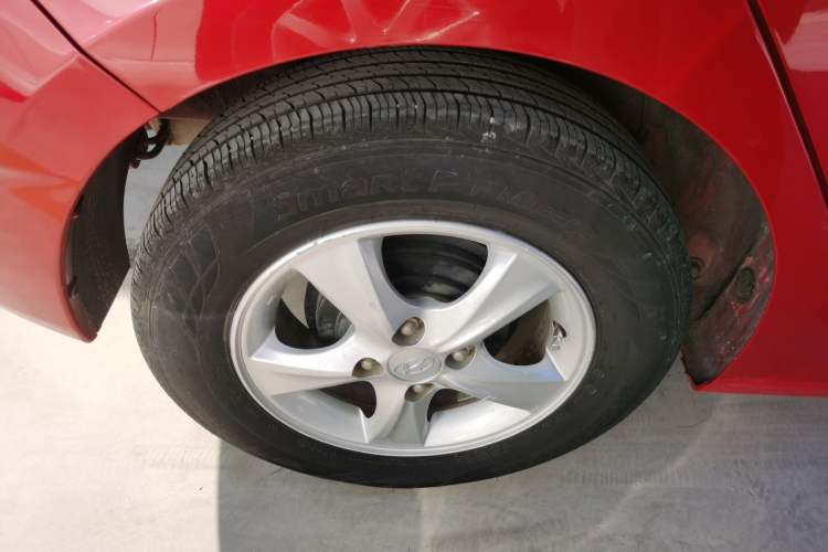 Used Hyundai Verna Ray 2014 1.4L Automatic GLX