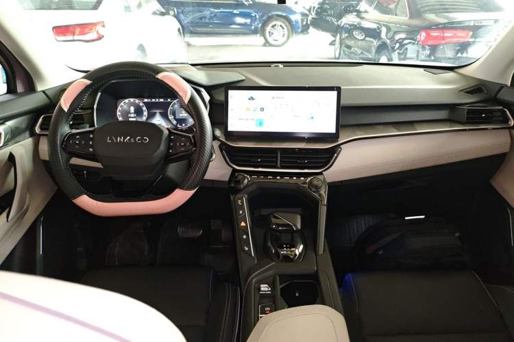 Used Lynk & Co 06 2023 Remix 1.5T Shero
