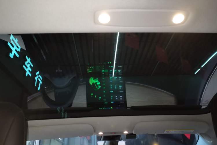 Used Tesla Model 3 2019 Standard Range Rear-Drive Upgraded Version
