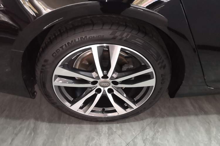 Used Audi A6L 2019 40 TFSI Luxury Dynamic Model
