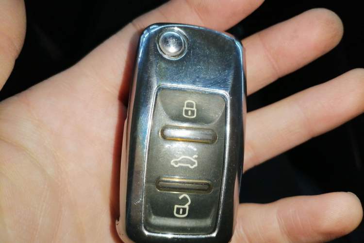 Used Volkswagen Sagitar 2016 230TSI 25th Anniversary Edition
