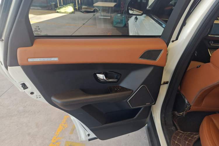 Used Land X7 2018 Geely Jingyue 1.5T Panoramic Luxury Model
