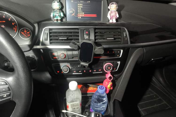 Used BMW 3 Series 2016 320Li Ambition Model
