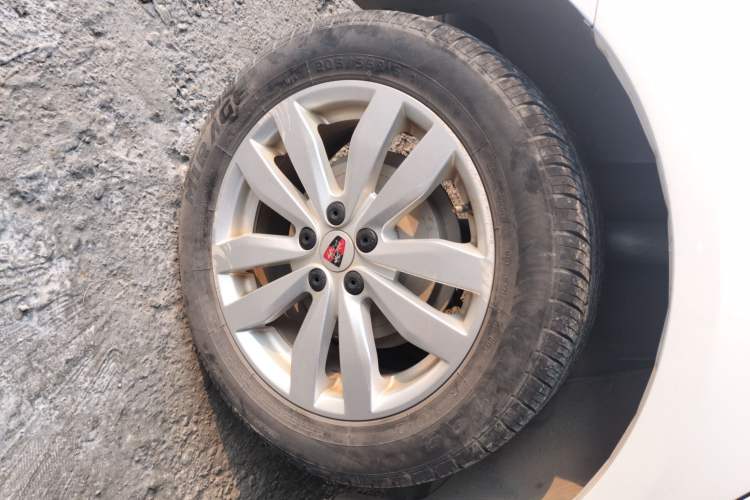 Used Roewe 350 2015 1.5L Manual Luxury Sunroof Edition
