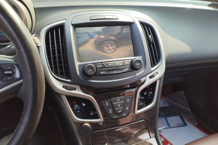 Used Buick LaCrosse 2013 2.4L SIDI Elite Comfort Version
