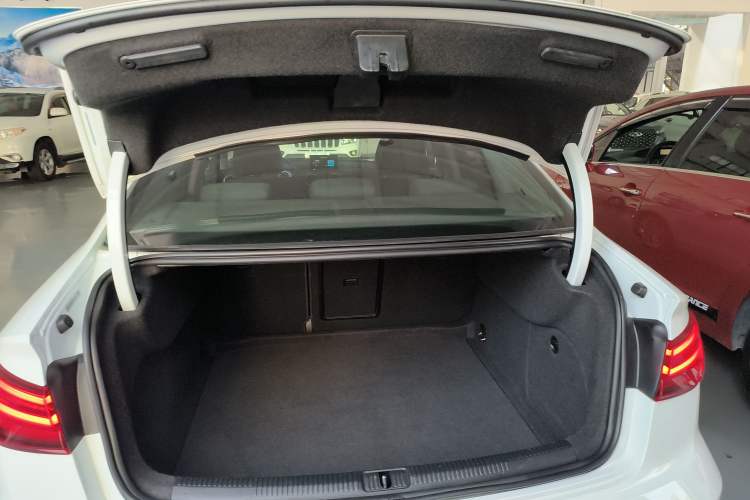 Used Audi A3 2017 Limousine 35 TFSI Ambition Edition
