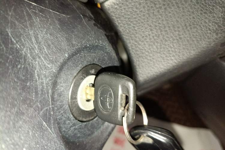 Used Toyota YARiS L 2016 Revised 1.5E CVT Charming Edition
