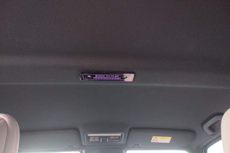 Used iCAR V23 2025 401 Two-Wheel Drive Advanced Edition