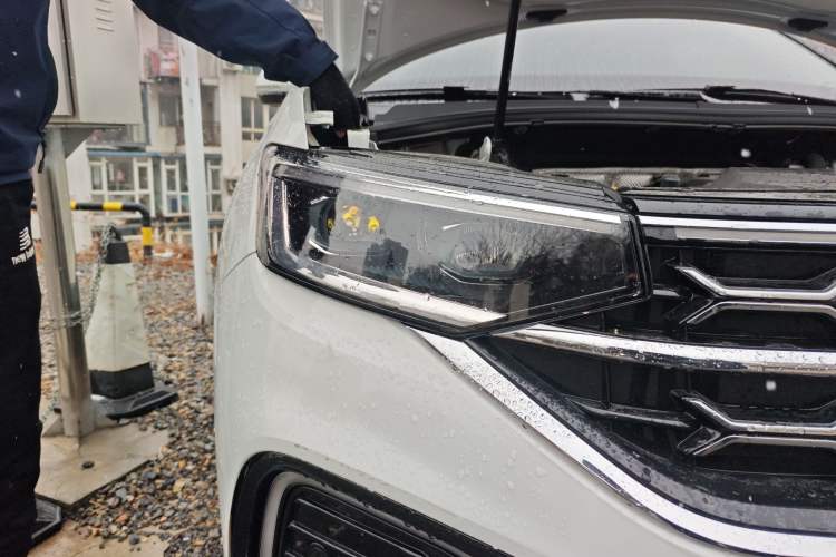 Used Volkswagen Tayron 2024 300TSI Two-Wheel-Drive Luxury Plus Advanced Version
