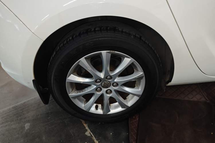 Used Buick GT 2014 XT 1.6L Automatic Fashion Edition