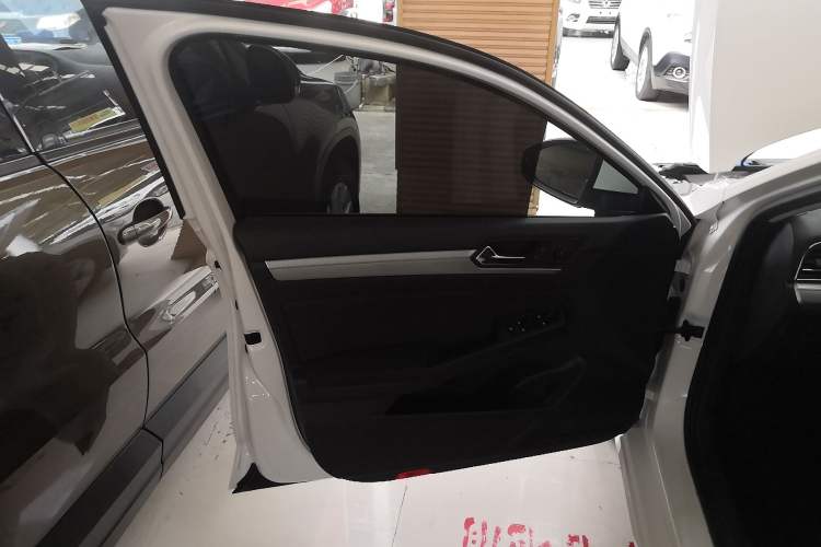 Used Volkswagen Lamando 2021 230TSI DSG Fashion Edition
