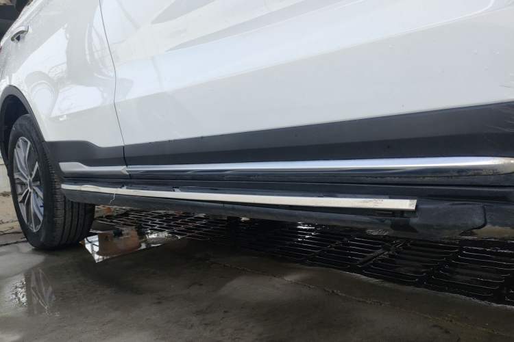 Used Geely Auto Emgrand X7 Sport 2020 1.8TD DCT ZhiZun PRO
