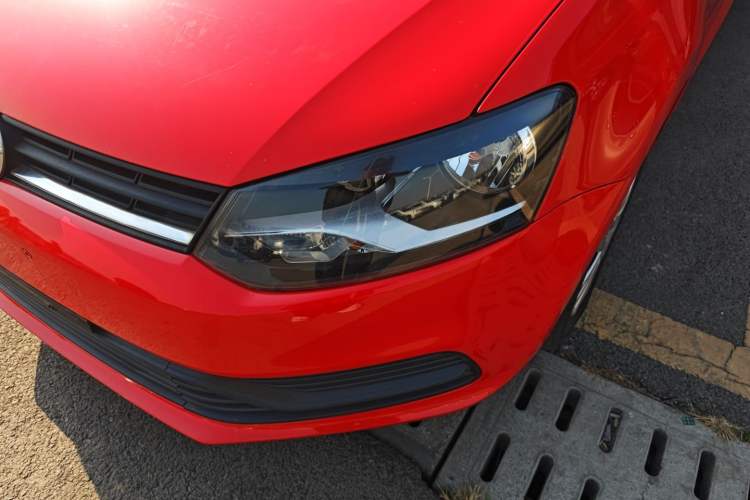 Used Volkswagen Polo 2014 1.4L Manual Fashion Edition