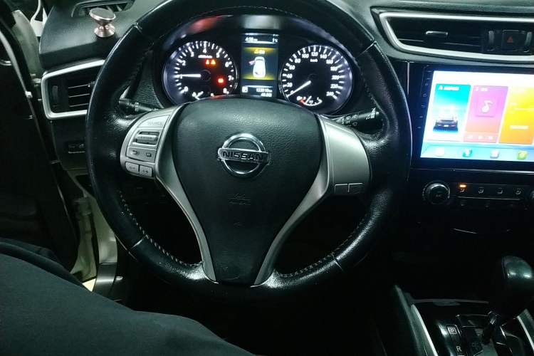 Used Nissan Qashqai 2016 2.0L CVT Elite Edition