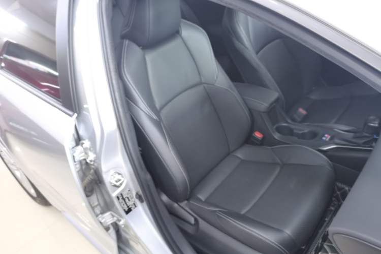 Used Toyota Levin 2019 185T CVT Luxury Edition China VI Standard
