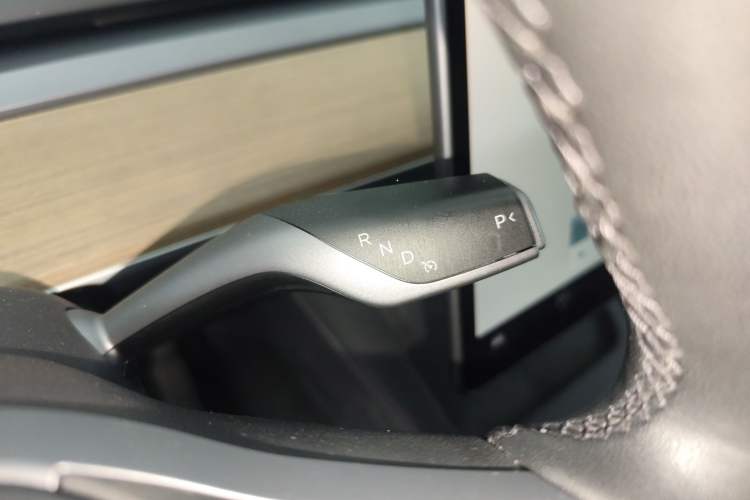 Used Tesla Model Y 2022 Rear-Wheel-Drive Version
