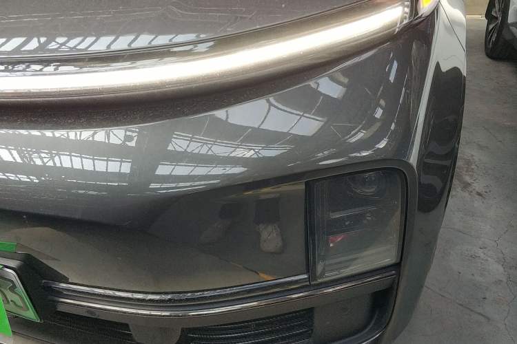 Used Li Auto L8 2023 Pro Model
