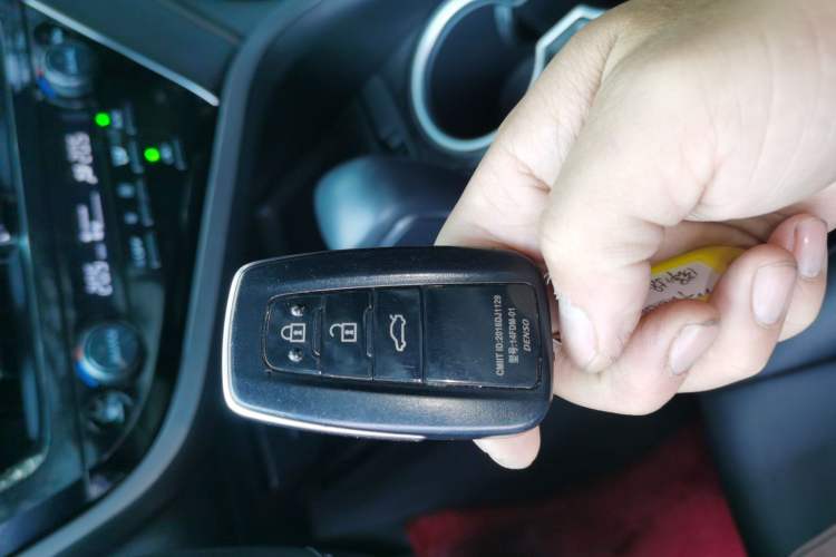 Used Toyota Camry 2021 2.5G Luxury Edition
