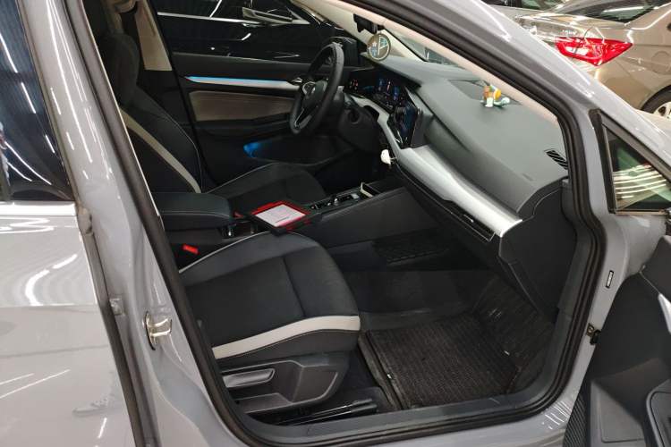 Used Volkswagen Golf 2023 280TSI DSG Pro
