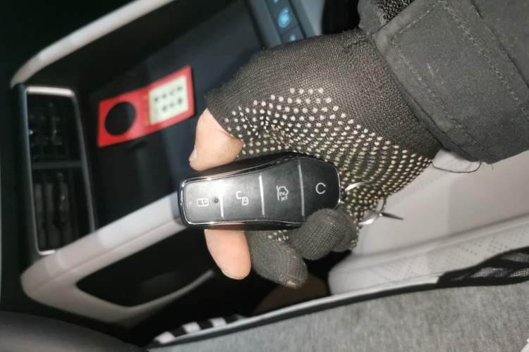 Used BYD Yuan UP 2025 Intelligent Driving Version 401 KM Dynamic Edition
