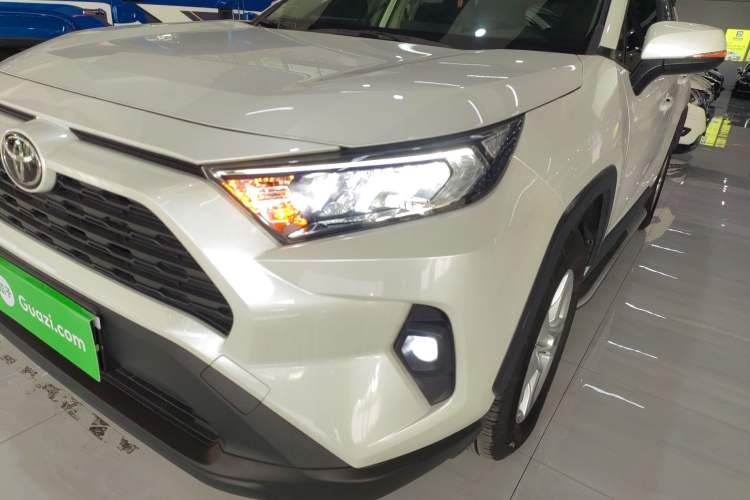 Used Toyota RAV4 2023 2.0L CVT Two-Wheel Drive Urban Edition