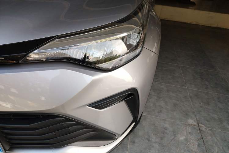 Used Toyota IZOA 2021 Dual-Motor 2.0L Yi Xing Edition