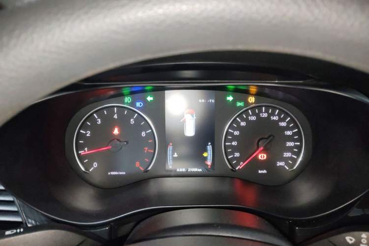 Used BYD Song MAX 2017 1.5T Manual Smart Connect Luxury 7-Seater
