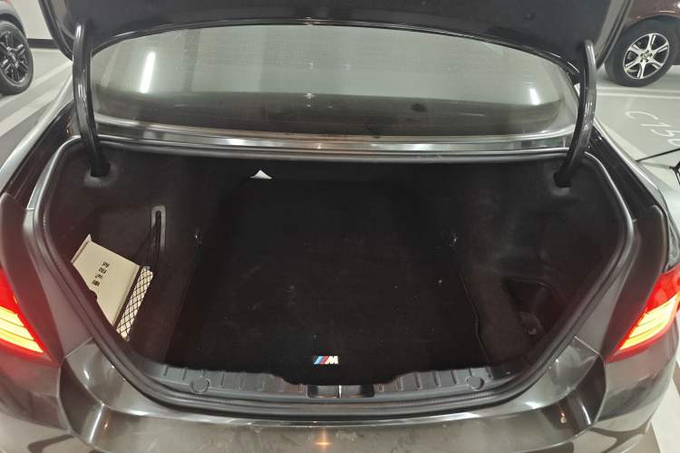 Used BMW 5 Series 2017 525Li Luxury Design Package
