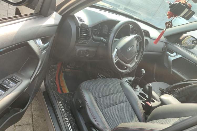 Used Chery Tiggo 3 2016 1.6L Manual ZhiShang Edition
