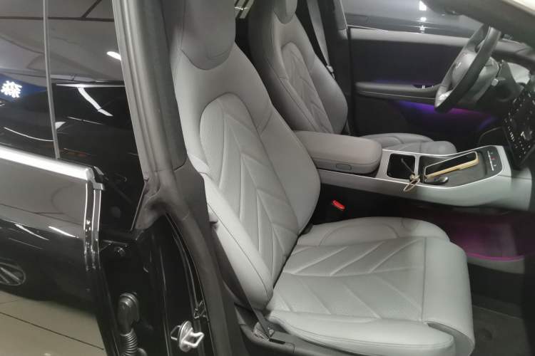 Used Nio ET5T 2025 75 kWh Touring
