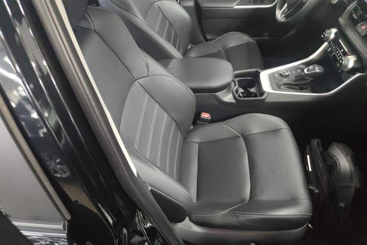 Used Toyota Wildlander 2023 Dual-Motor 2.5L E-CVT Four-Wheel Drive Prestige Edition
