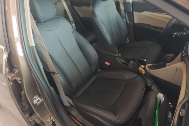 Used Buick GT 2015 15N Automatic Entry-Level Trim
